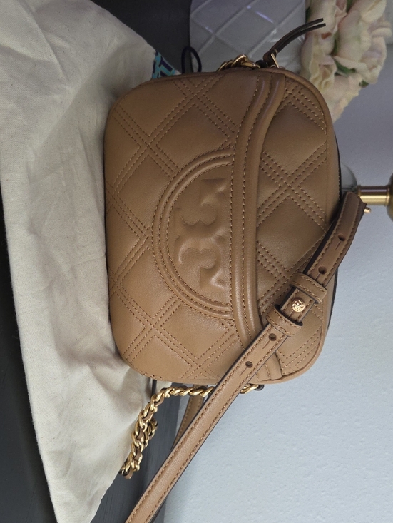 Tory Burch Handbags - Tory Burch Fleming Soft Camera Leather Crossbody Bag Color Tiramisu